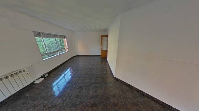 Piso en Venta en C/ General Barroso  en L'Hort de Senabre