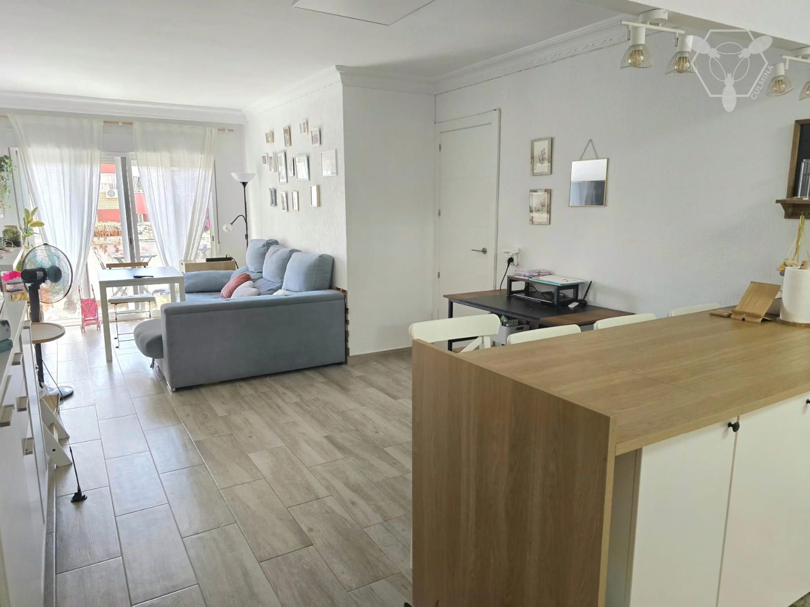 Sala de estar de Piso en venta en  Huelva Capital con Terraza y Amueblado