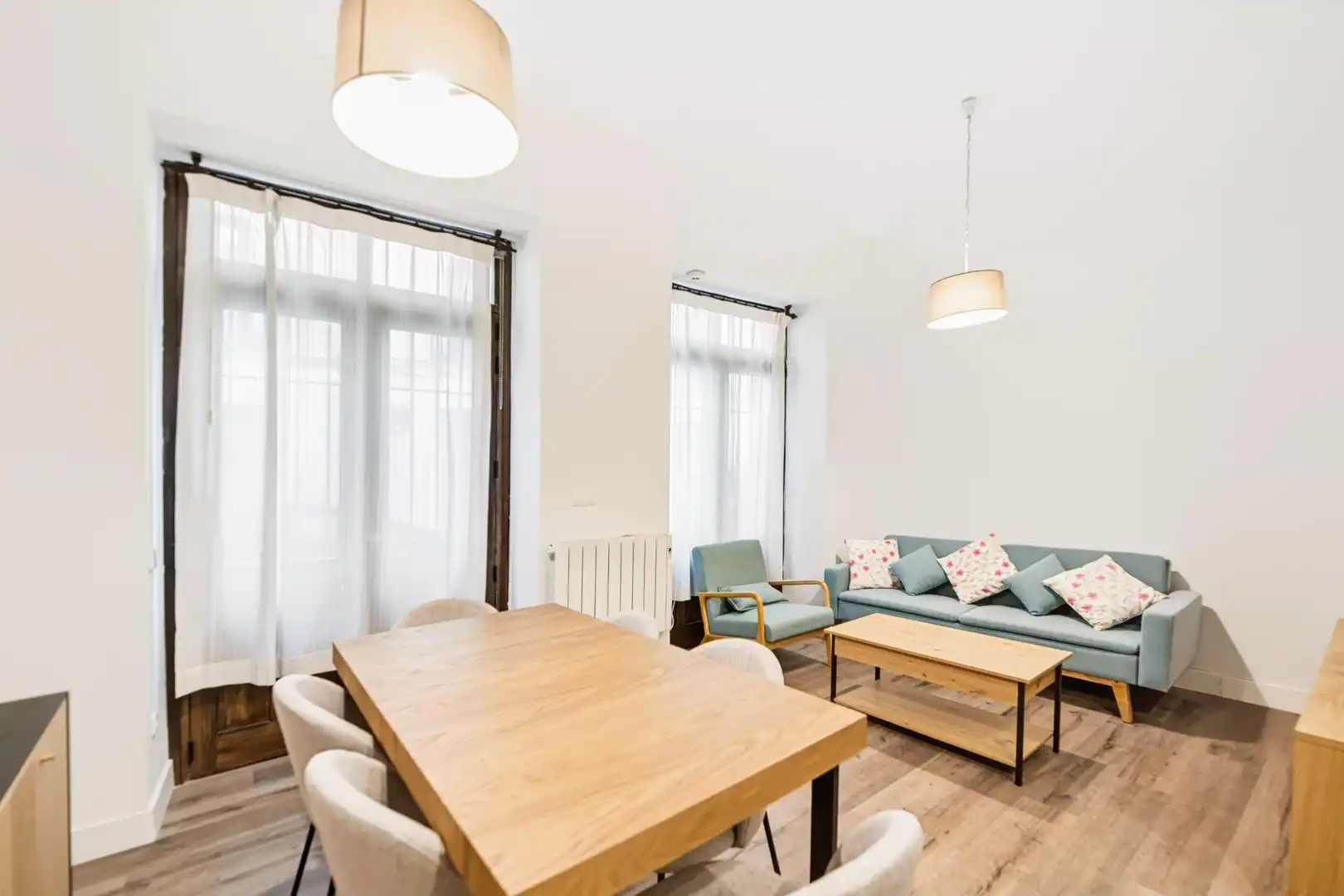 Wohnzimmer von Wohnungen zur Miete in Chamberí