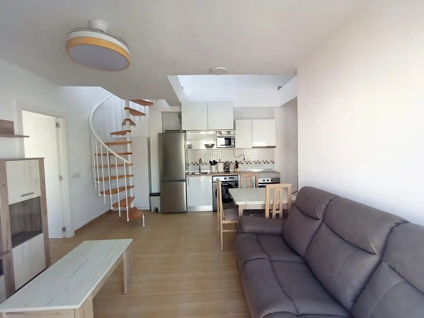 Living room of Flat for rent in Balanegra  with Community pool