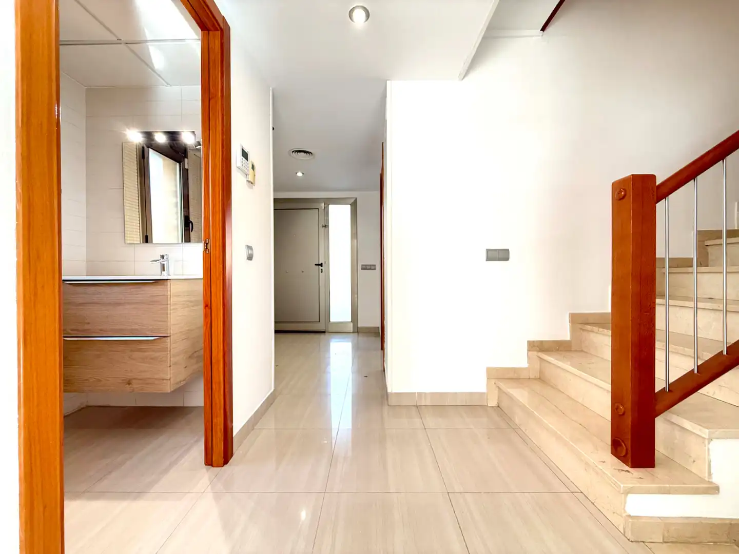 Semi-detached house with pool for sale in Carrer d'Escornalbou, imagen 12