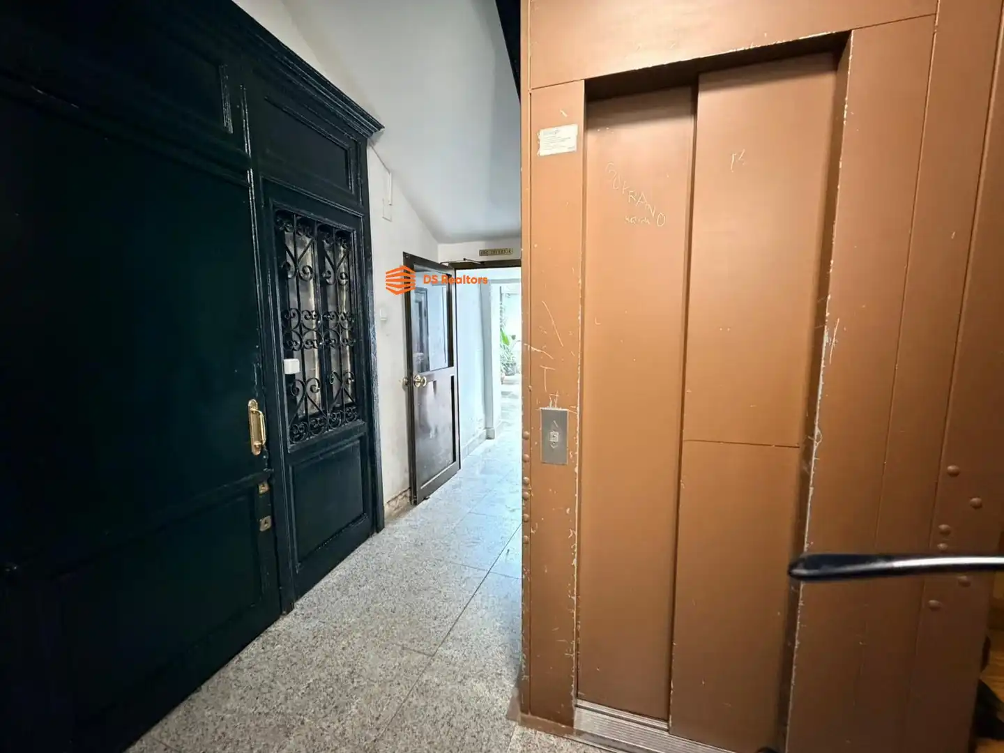 Erdgeschoss zum Verkauf in Madrid mit Heizung und Möbliert