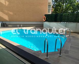 Swimming pool of Flat to rent in  Madrid Capital  with Air Conditioner, Swimming Pool and Furnished