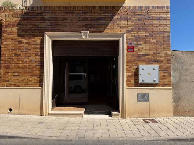 Local comercial en Alquiler en San Isidro - Campohermoso