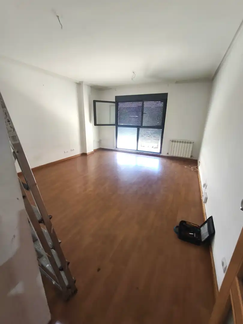 Piso en venta en León Capital  con Calefacción y Terraza