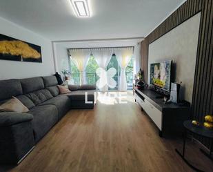 Living room of Attic for sale in L'Hospitalet de Llobregat  with Air Conditioner and Heating