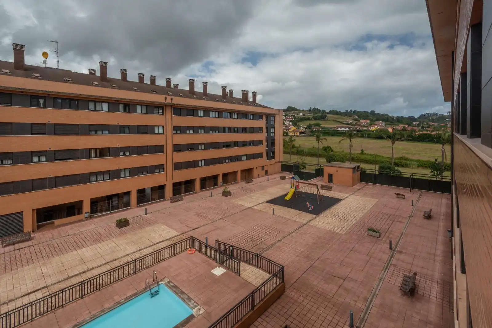 Pis amb piscina en venda a Avenida Lauredal 6, imagen 18