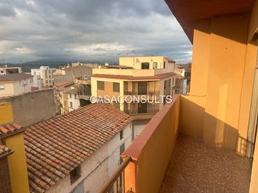 Piso con balcón en venta en Avinguda Fabián Ribes