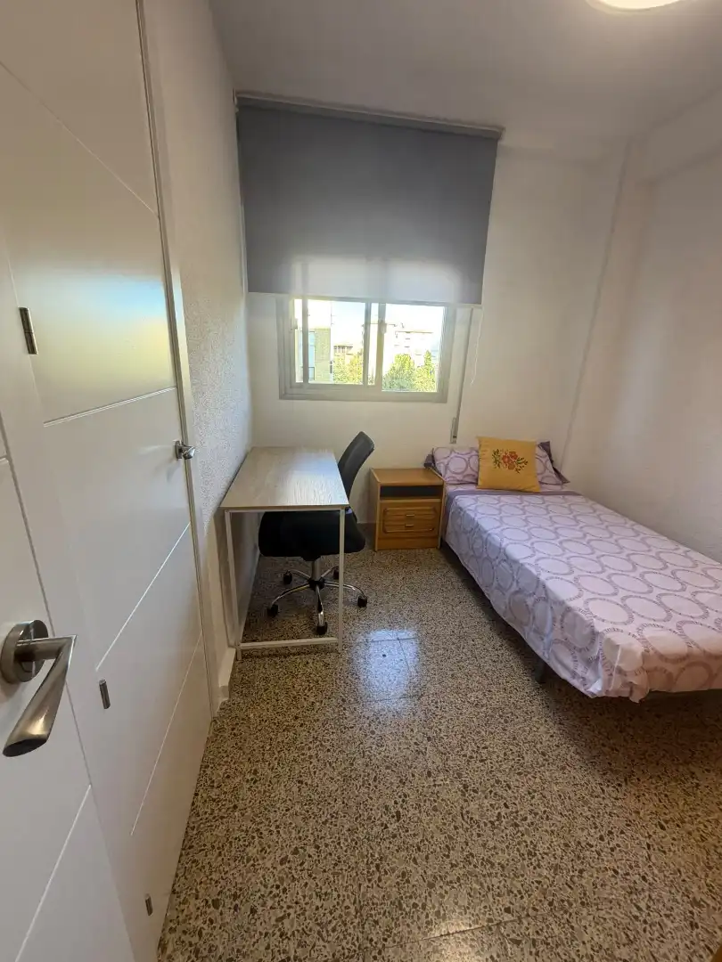 Flat with terrace to rent in Calle Santa María del Valle 17, imagen 6