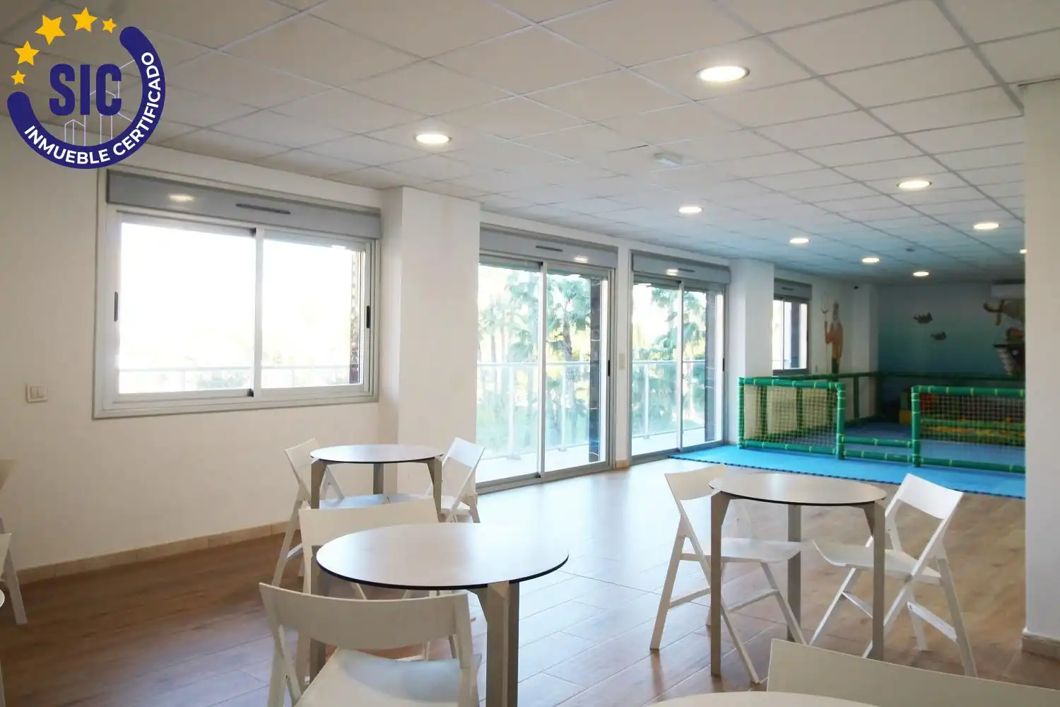Apartment mit Pool zum Verkauf in Calle AMPLARIES, imagen 30