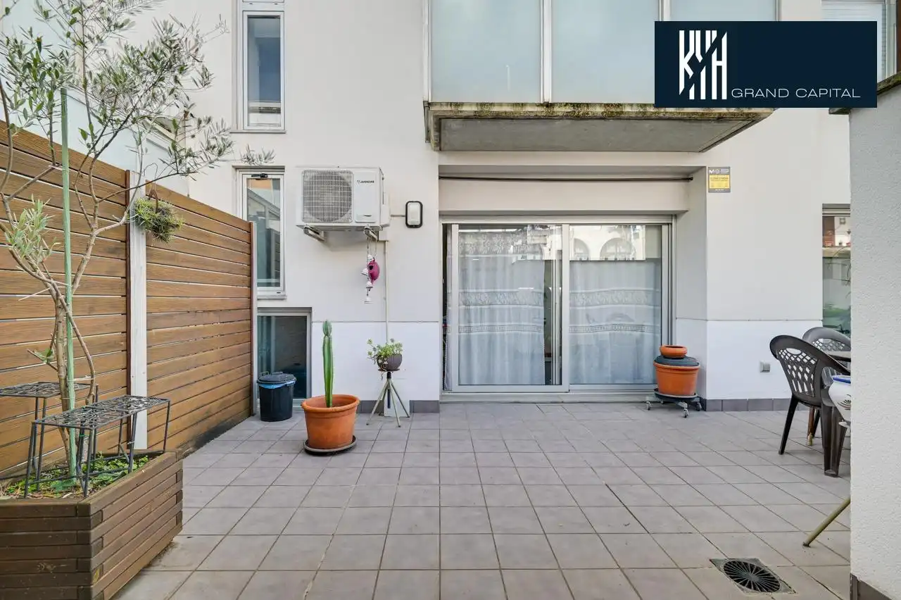 Piso con ascensor en venta en NARCIS MONTURIOL-STA EUGE, imagen 2