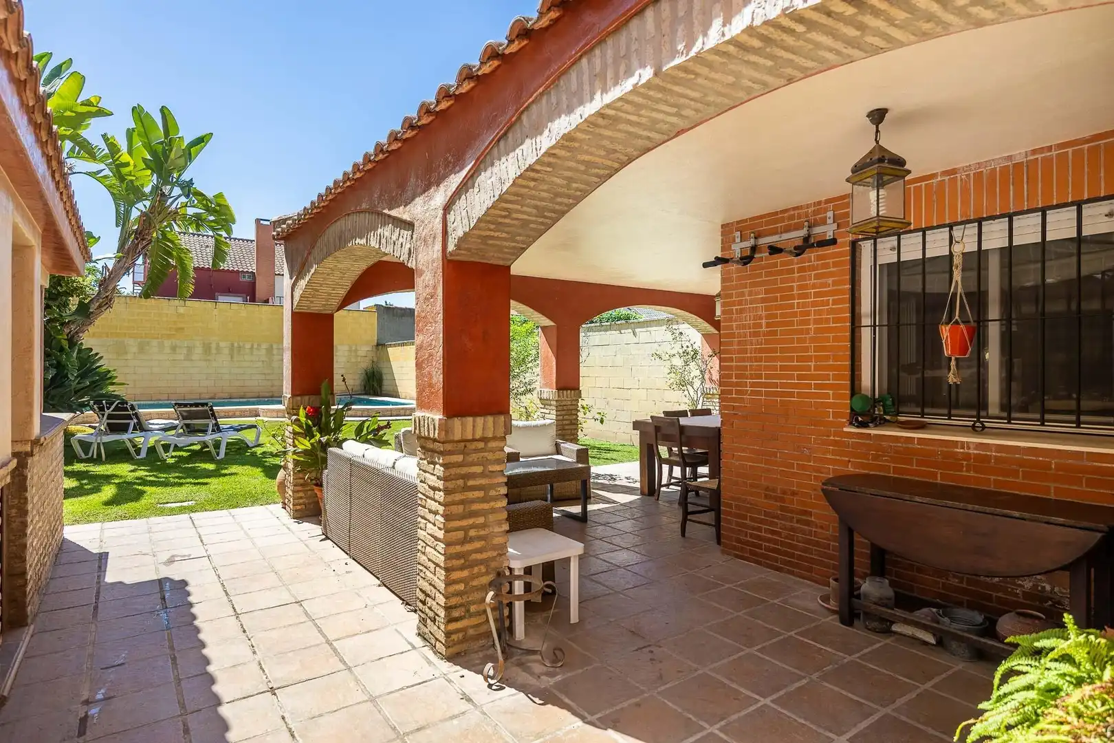 Terraza de Casa adosada en venta en Almensilla con Aire acondicionado, Calefacción y Jardín privado