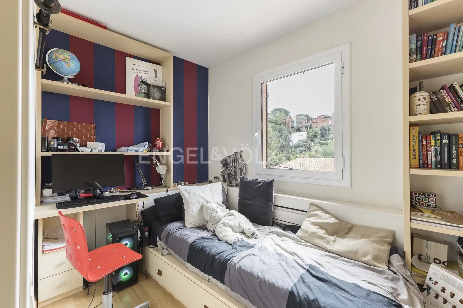Habitación de Casa o chalet en venta en Barcelona con Aire acondicionado, Calefacción y Jardín privado