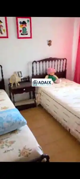 Dormitori de Casa o xalet en venda en Alhambra amb Terrassa i Traster