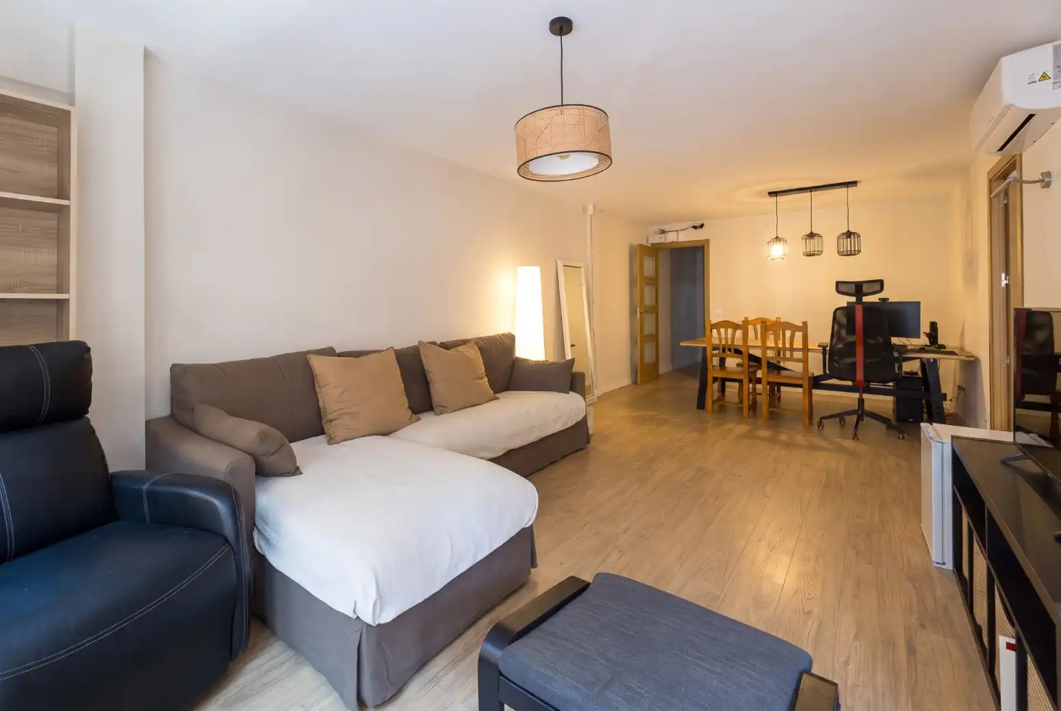 Sala d'estar de Pis en venda en  Palma de Mallorca amb Calefacció