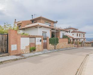 Exterior view of House or chalet for sale in La Zubia  with Heating, Private garden and Terrace