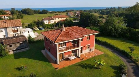 Foto 2 de Casa o xalet en venda a Lugar Villahormes, Pría - Nueva-Hontoria - Naves, Llanes