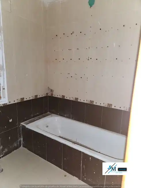 Bathroom of Detached homes for sale in Barcience  with Private garden
