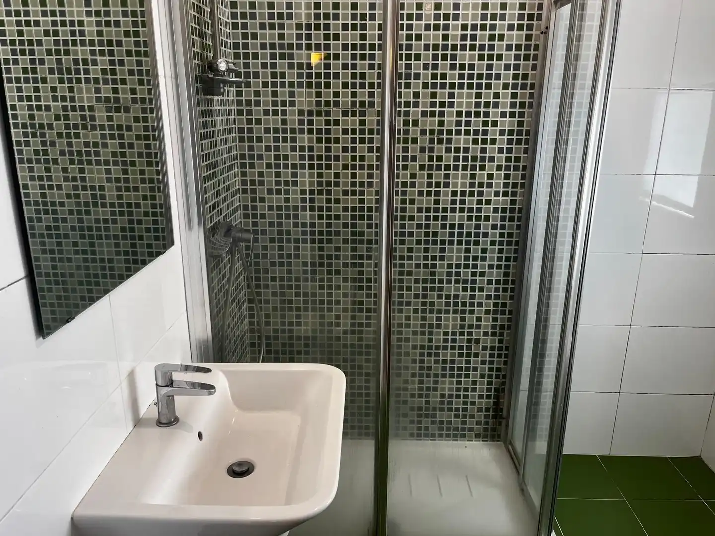 Bany de Pis de lloguer en Cangas 