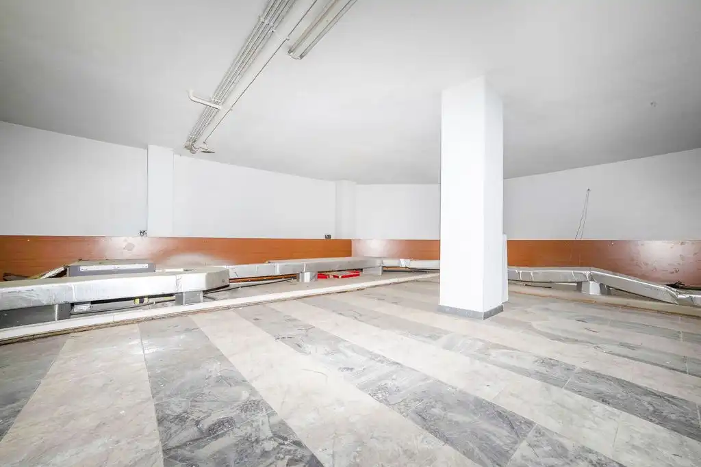Business premises for sale in Cristobal Gracia 1, imagen 12