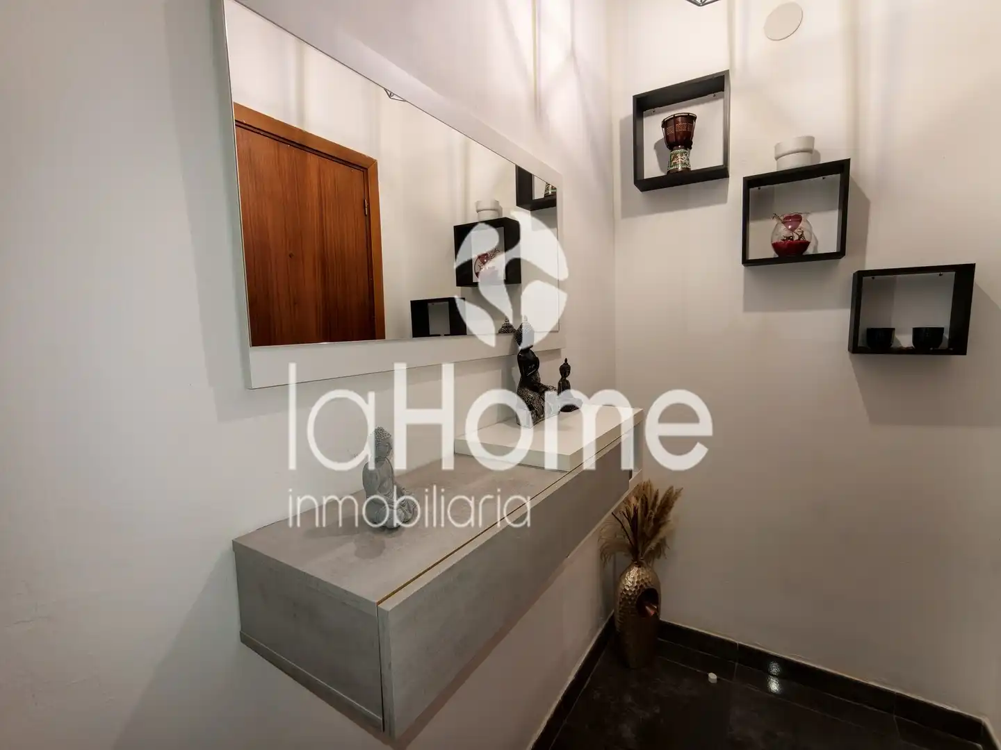 Bathroom of Flat for sale in Llíria  with Terrace, Furnished and Oven
