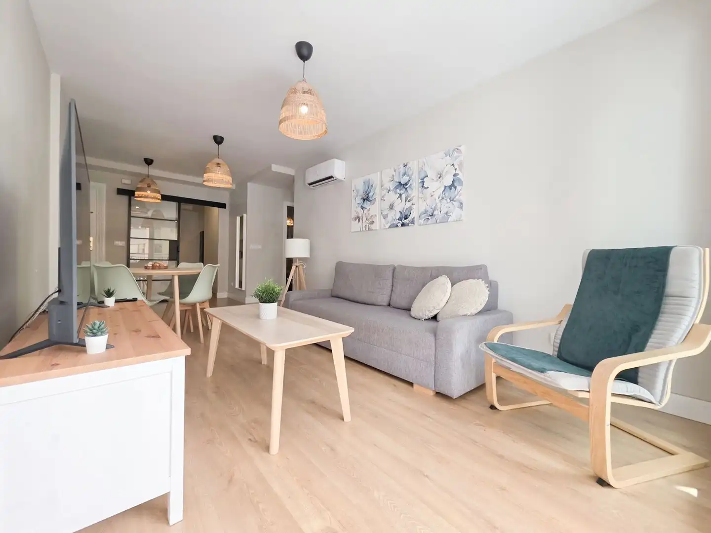 Sala de estar de Piso en venta en Málaga con Aire acondicionado y Terraza