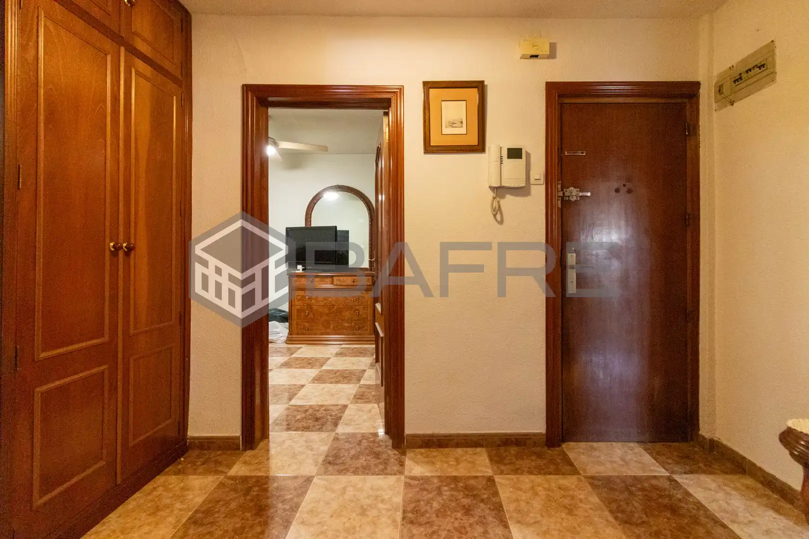 Flat for sale in Madrid  with Air Conditioner