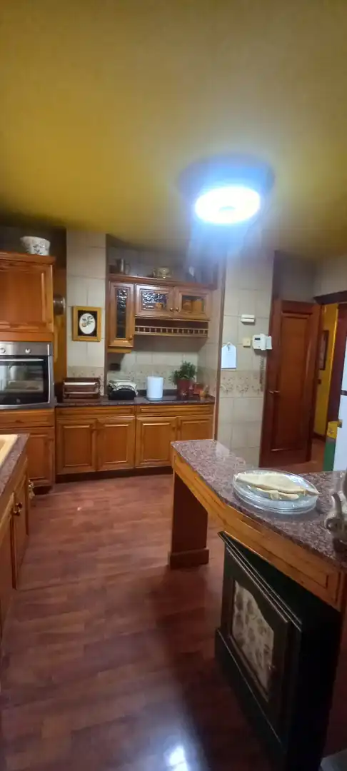 Cocina de Piso en venta en Gijón  con Calefacción, Parquet y Terraza