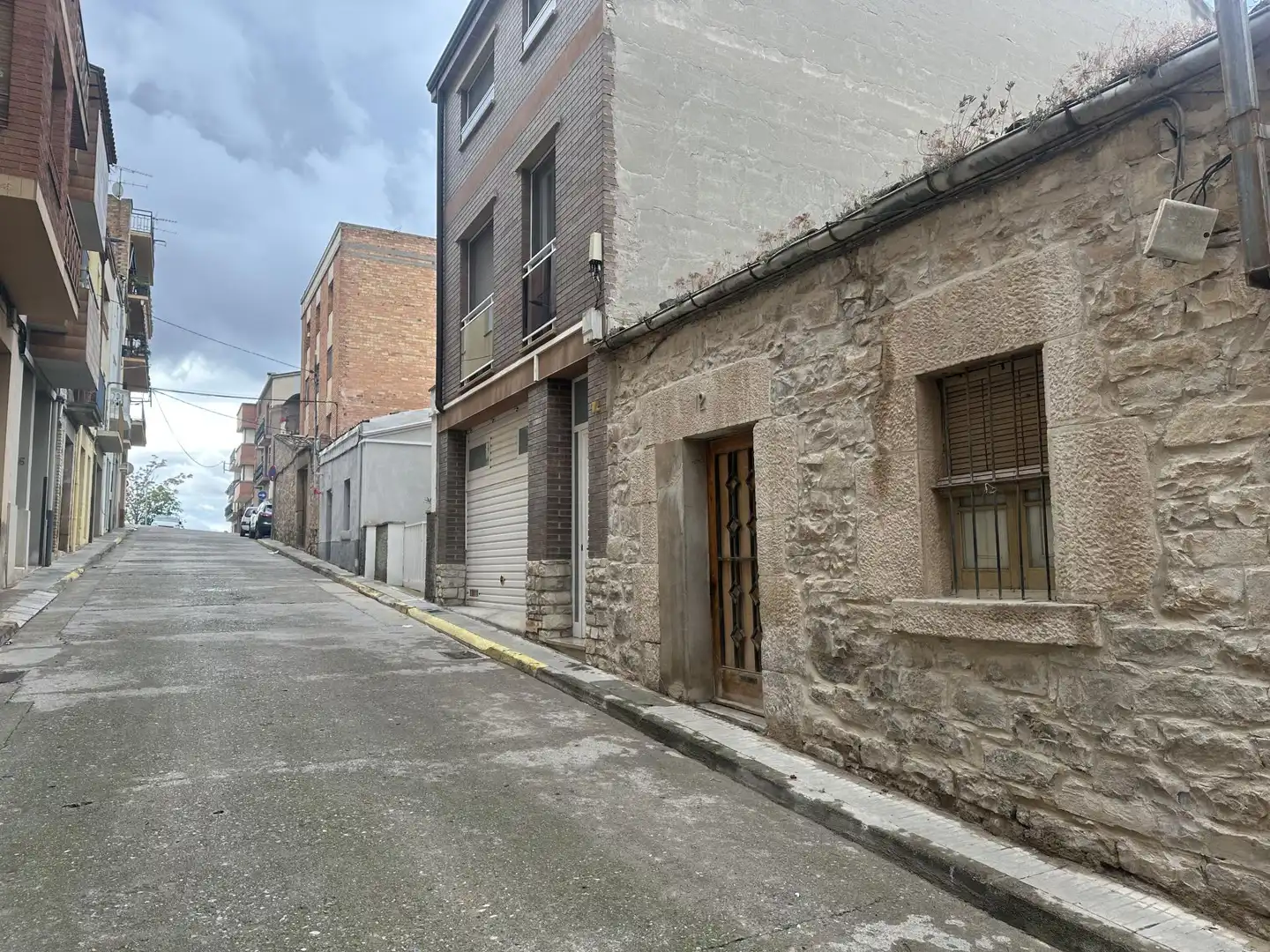 Vista exterior de Finca rústica en venda en Tàrrega amb Terrassa