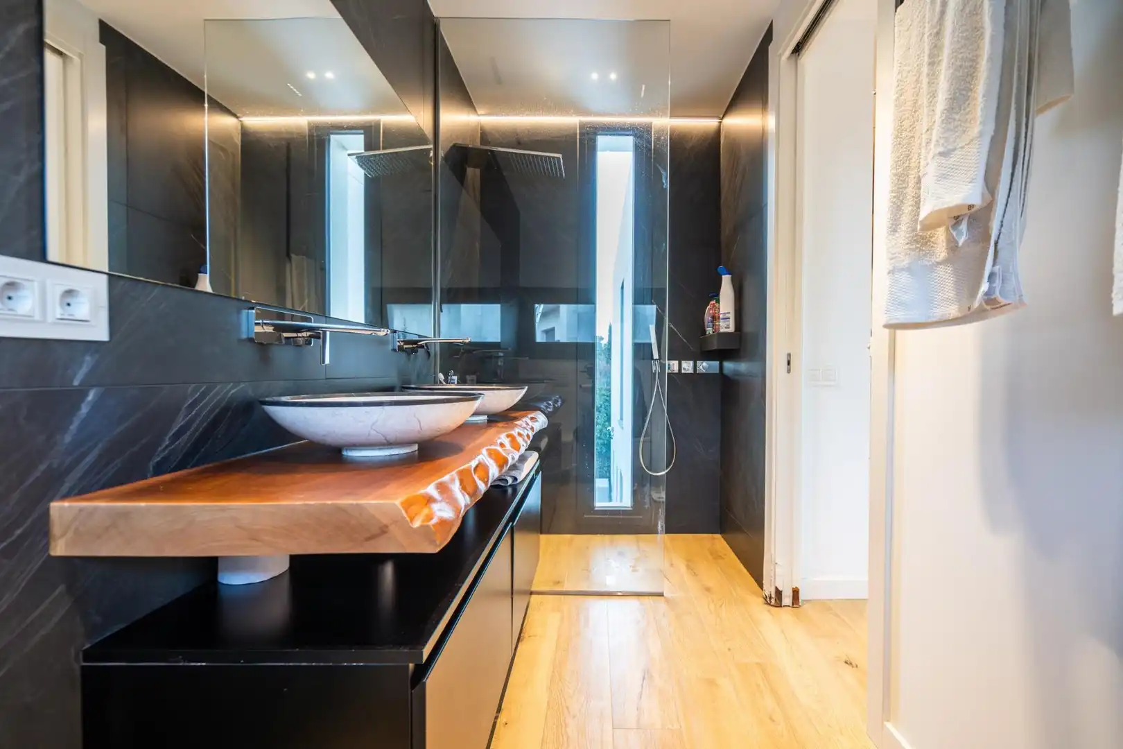 Baño de Casa o chalet en venta en Torrelodones con Calefacción, Jardín privado y Terraza