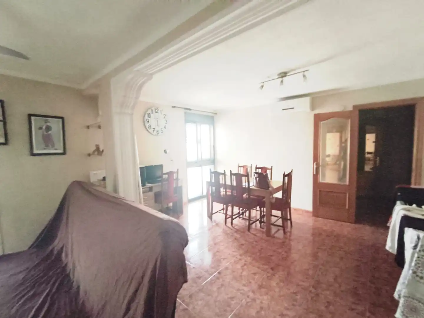 Habitación de Piso en venta en Valencia con Horno y Lavadora