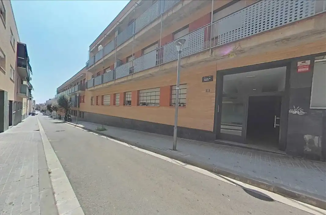 Vista exterior de Piso en venta en Badalona