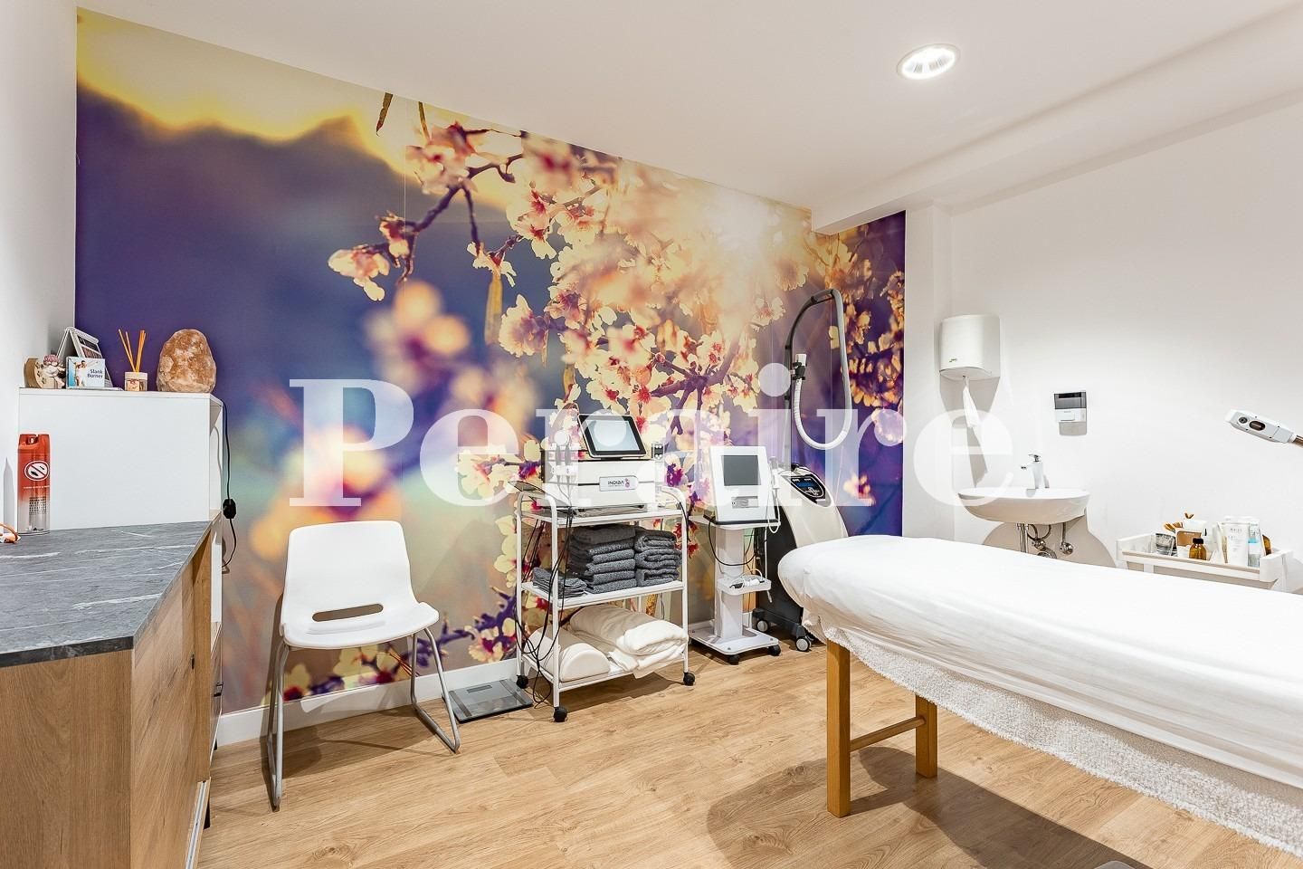 Bedroom of Premises for sale in  Barcelona Capital