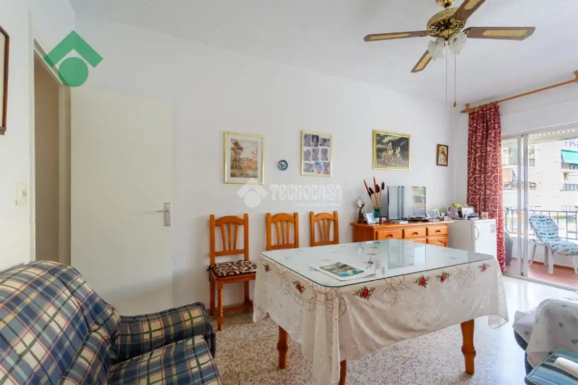 Dining room of Flat for sale in Almuñécar  with Air Conditioner