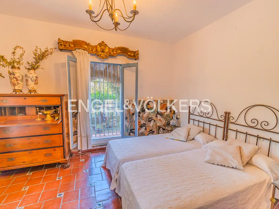 Dormitori de Casa o xalet en venda en Elche / Elx amb Calefacció, Jardí privat i Terrassa