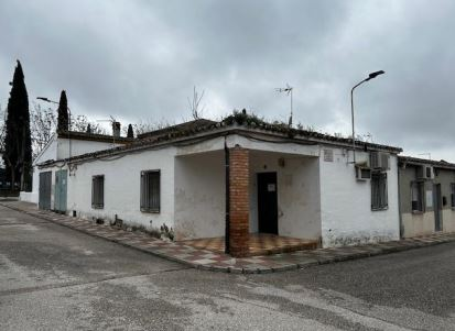 Vista exterior de Local en venda en Espelúy