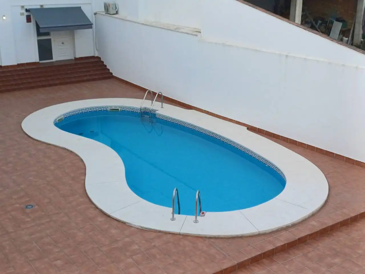 Piscina de Piso en venta en Gibraleón con Trastero y Piscina comunitaria