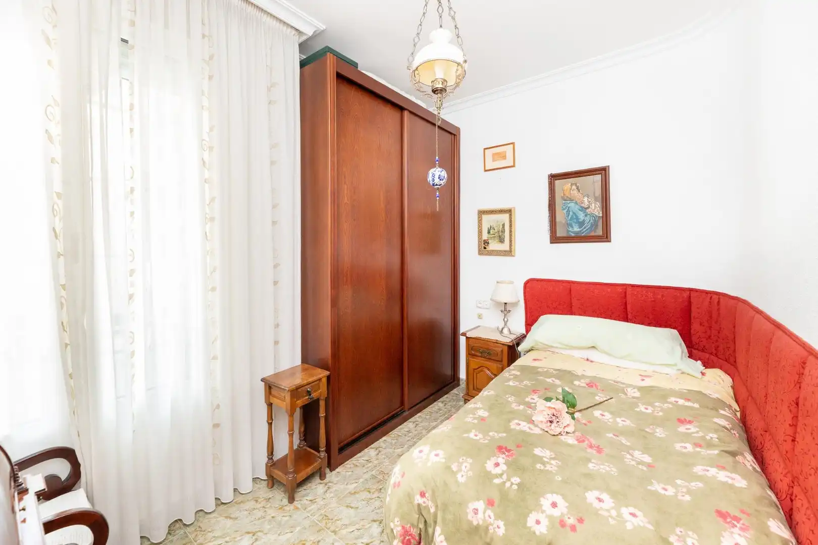 Bedroom of Flat for sale in Granada  with Air Conditioner, Heating and Parquet flooring
