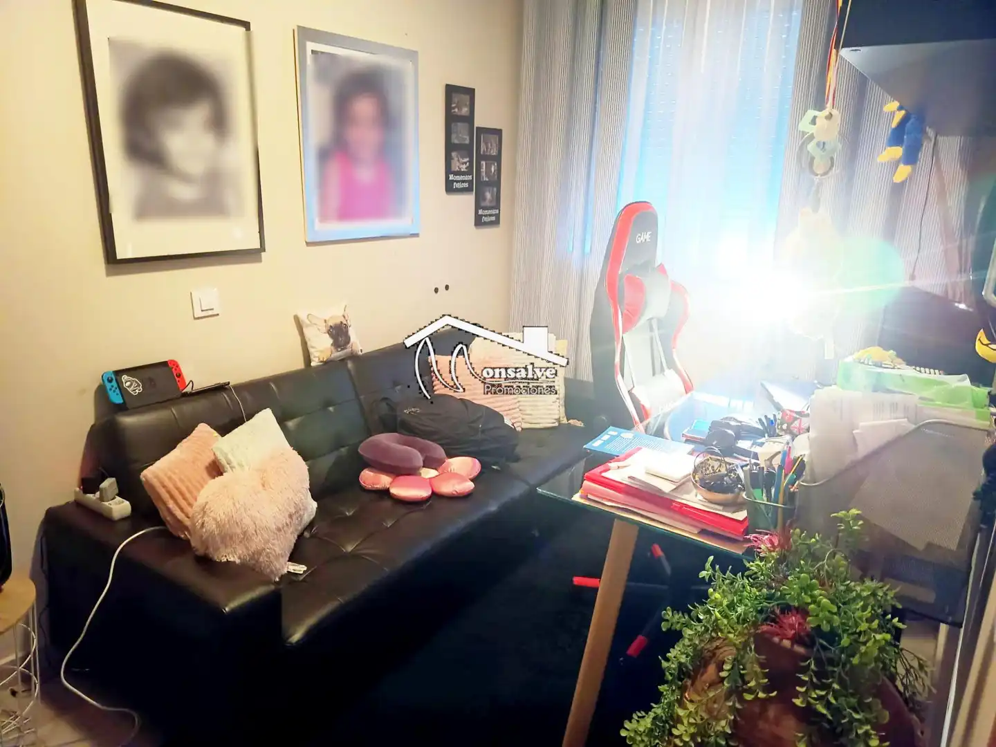 Sala de estar de Casa adosada en venta en Yeles con Aire acondicionado, Calefacción y Jardín privado