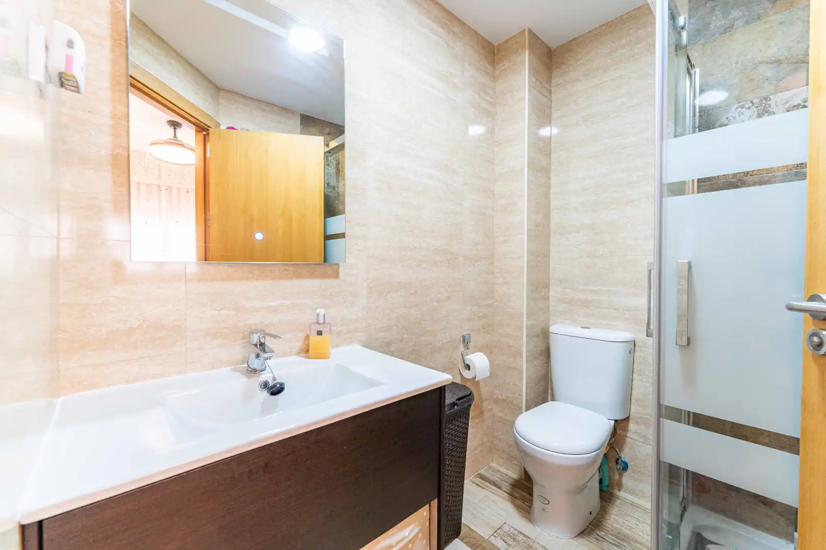 Bathroom of Flat for sale in Móstoles  with Air Conditioner, Heating and Private garden