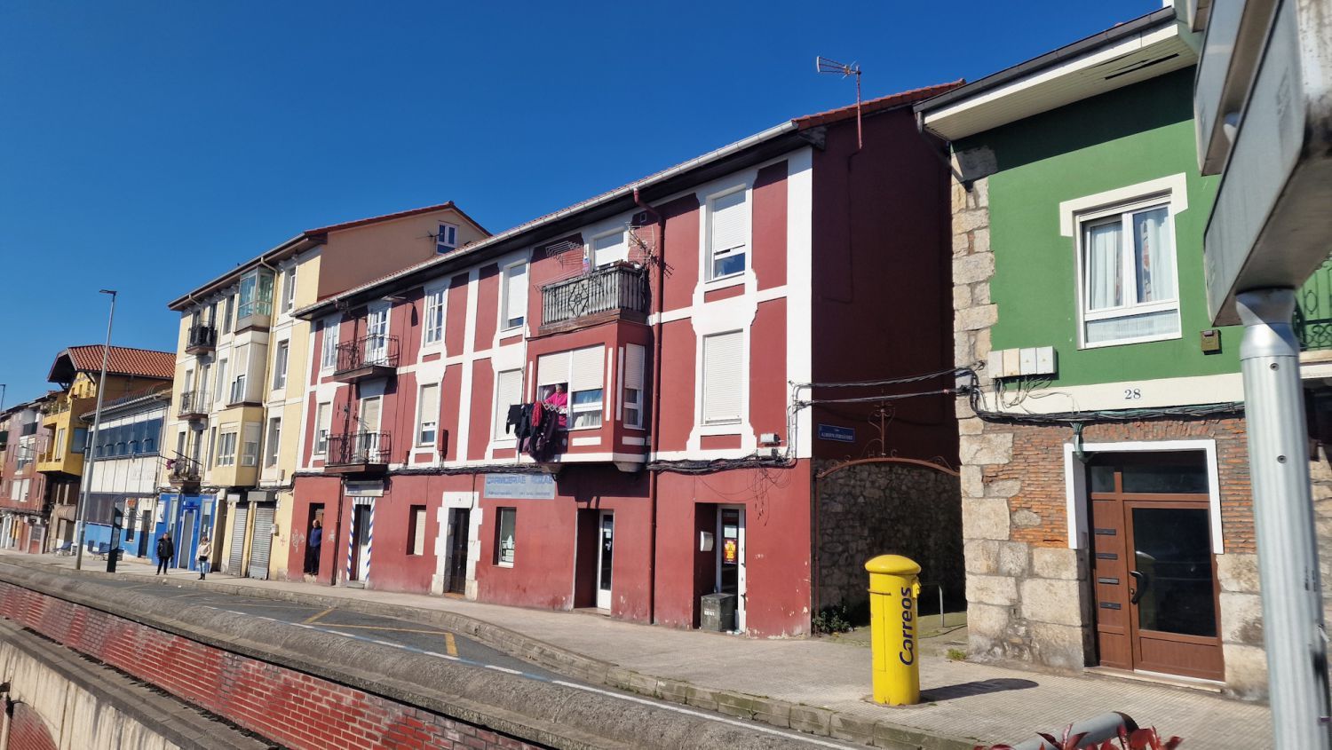 Vista exterior de Pis en venda en Santander amb Parquet