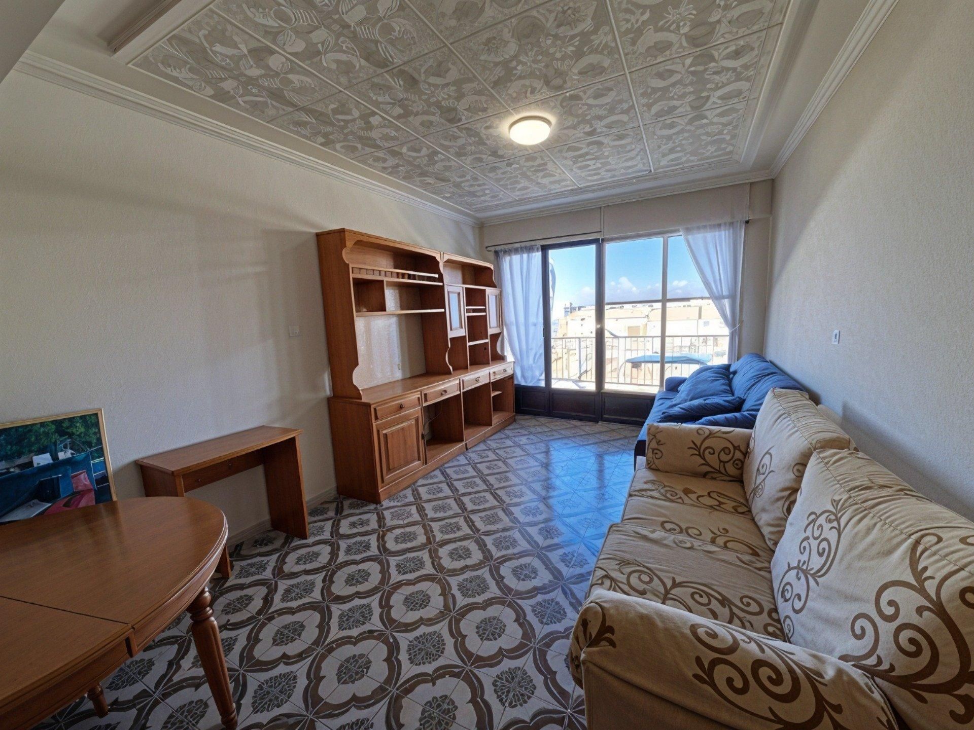 Sala d'estar de Pis en venda en Ontinyent amb Terrassa i Balcó