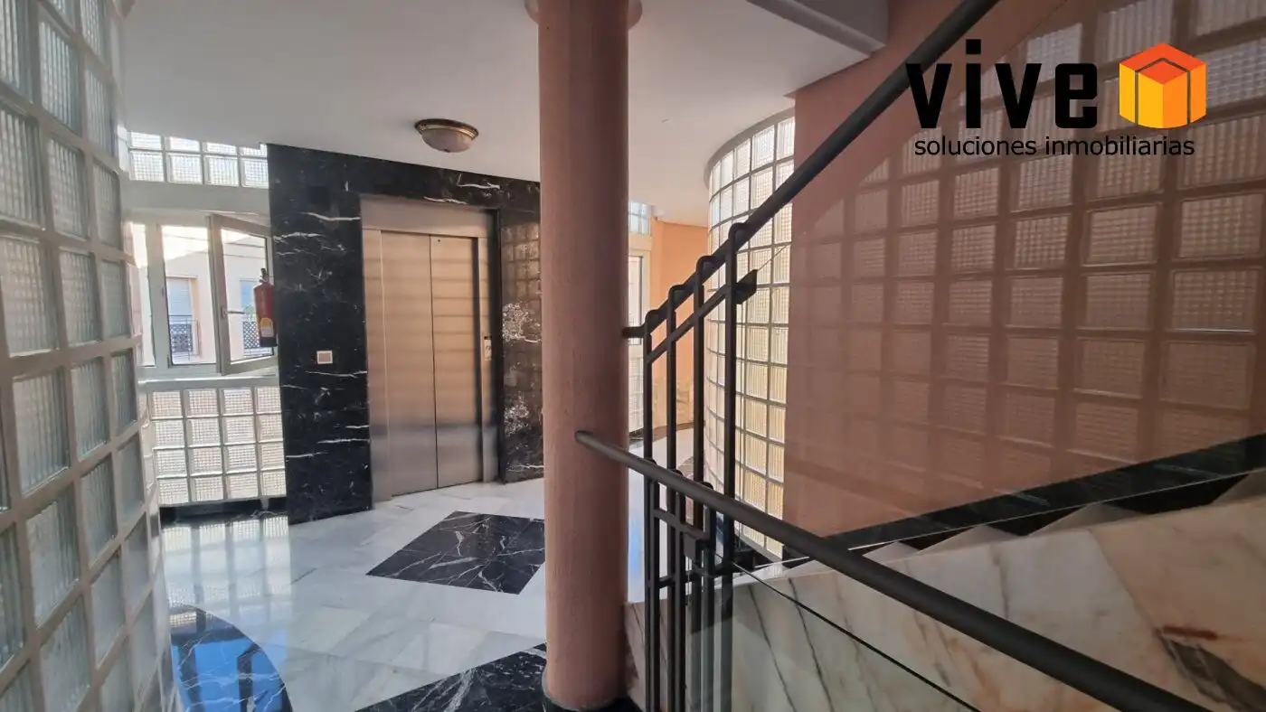 Flat with lift to rent in Calle Rafael Salas González, imagen 20