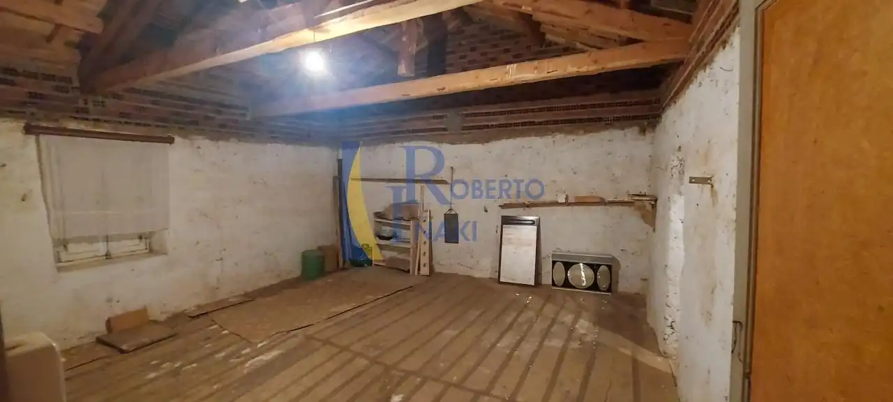 Casa o xalet en venda en Fuentes de Carbajal amb Jardí privat