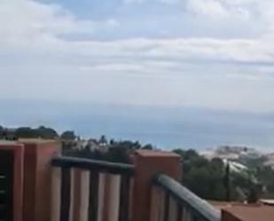 Vista exterior de Apartament de lloguer en Benalmádena amb Aire condicionat i Terrassa