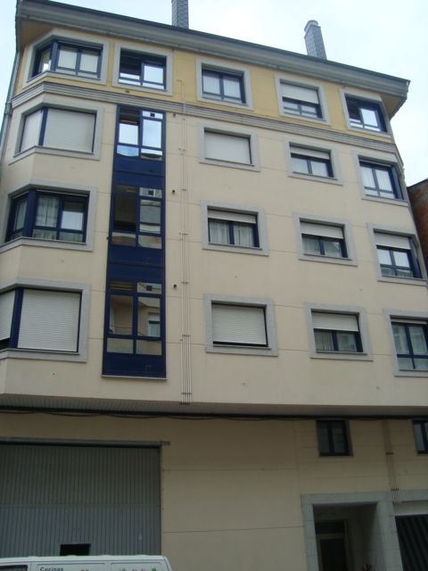 Vista exterior de Pis en venda en Lugo Capital