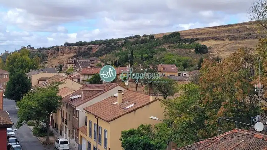 Vista exterior de Piso de alquiler en Segovia con Aire acondicionado, Calefacción y Terraza