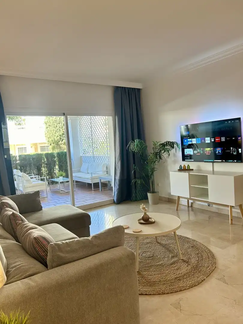 Apartament amb piscina en venda a Nueva Andalucía, imagen 3