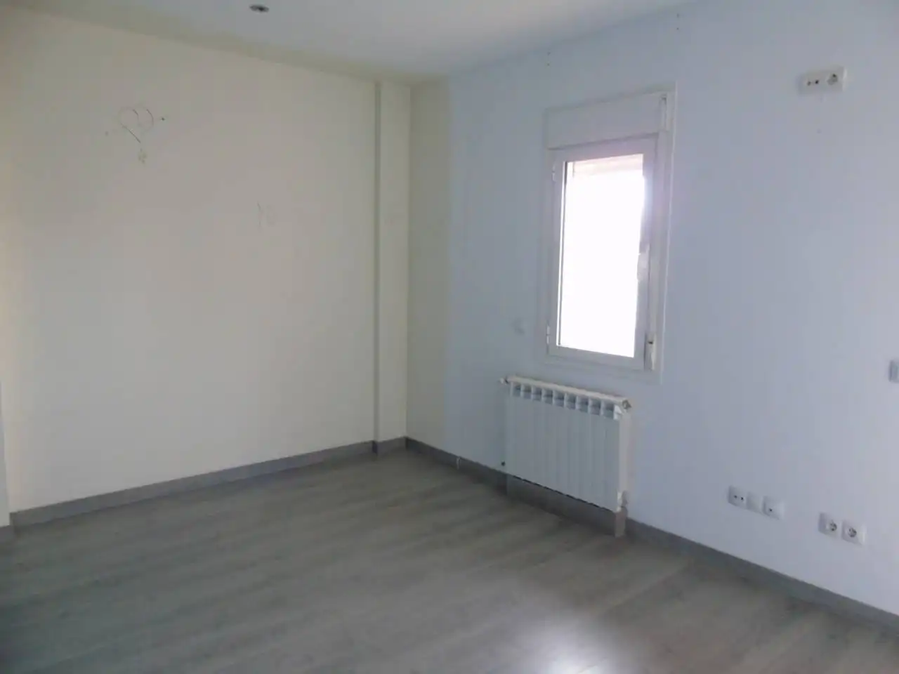 Bedroom of Duplexes for sale in Torelló  with Heating, Parquet flooring and Terrace