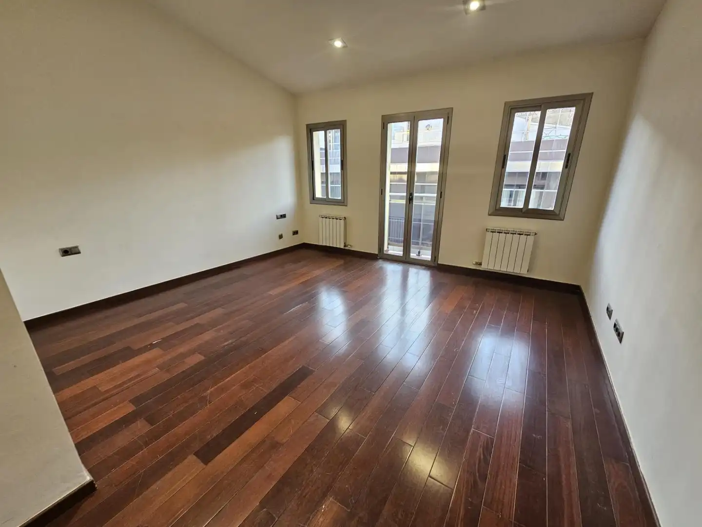 Sala d'estar de Dúplex de lloguer en Calella amb Aire condicionat, Calefacció i Terrassa